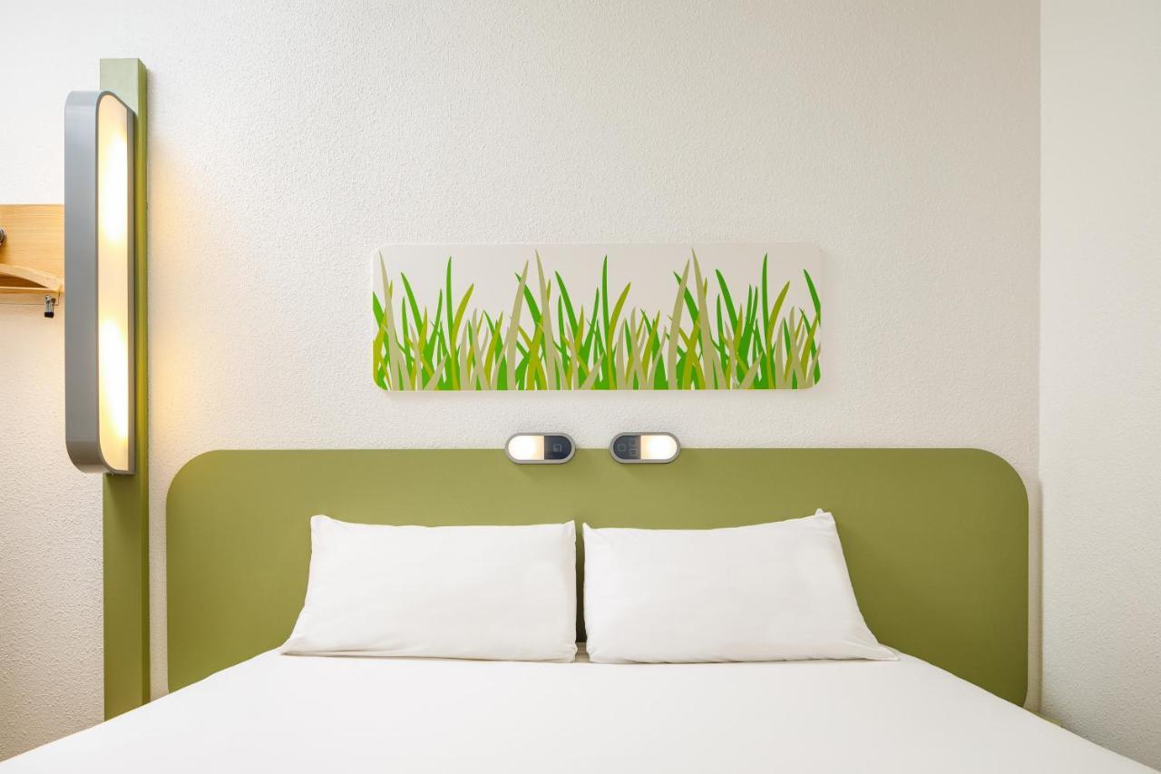 Ibis Budget Issy Les Moulineaux Paris Ouest Bagian luar foto