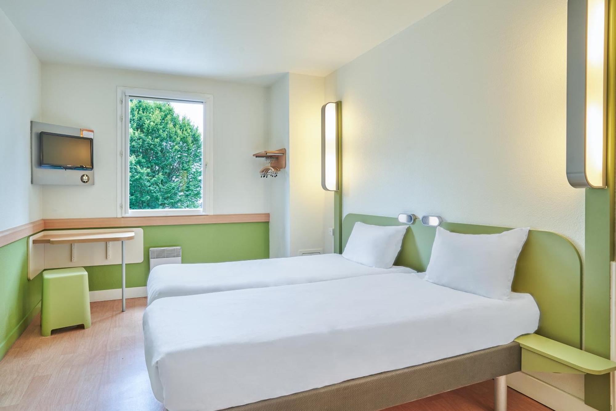 Ibis Budget Issy Les Moulineaux Paris Ouest Bagian luar foto