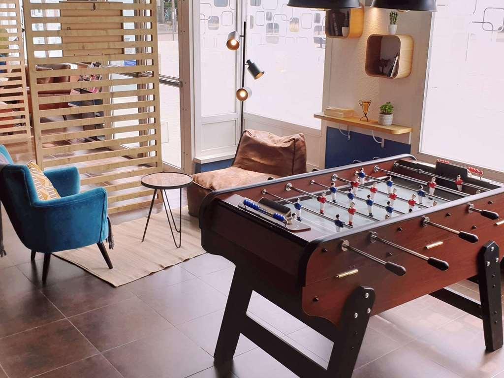 Ibis Budget Issy Les Moulineaux Paris Ouest Bagian luar foto